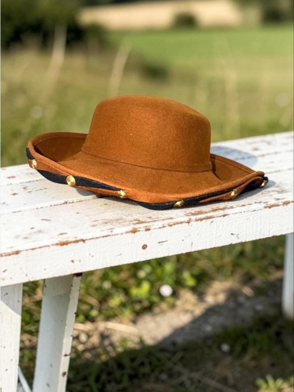 Vintage Oscar De La Renta Millinery 100% Wool Felt Western Hat